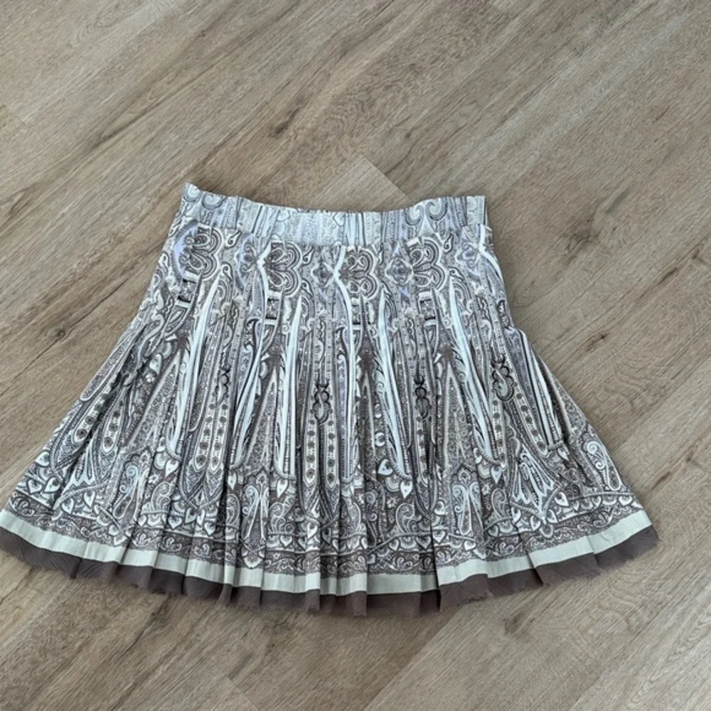 Tahari Skirt